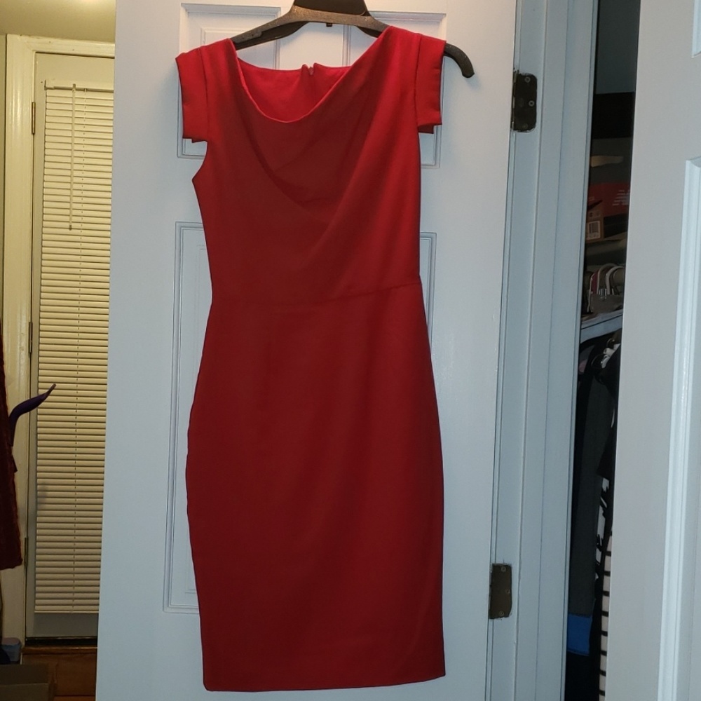 NWOT Stunning Ava & Aiden Red Dress